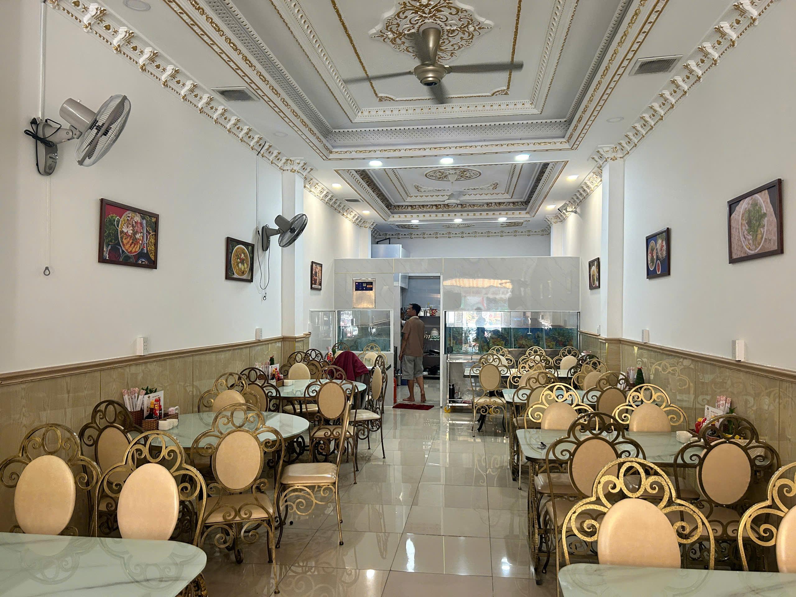 ozone khu mui nha hang