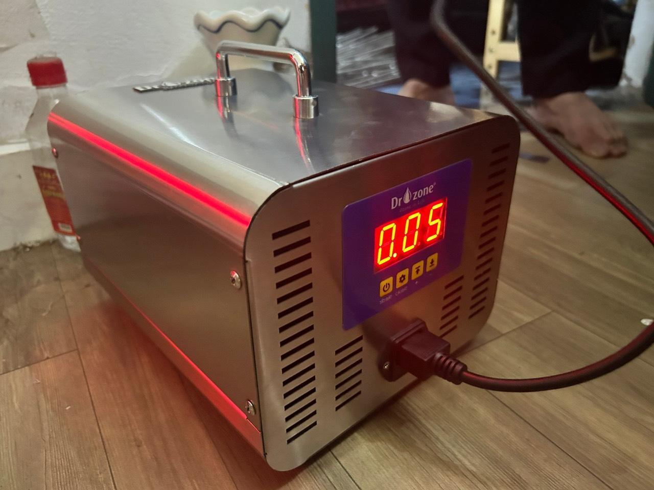 Đảm bảo an toàn và hiệu quả khi dùng Máy ozone xưởng gỗ để xử lý mùi 4 4. Các lưu ý quan trọng về an toàn và phòng ngừa cháy nổ